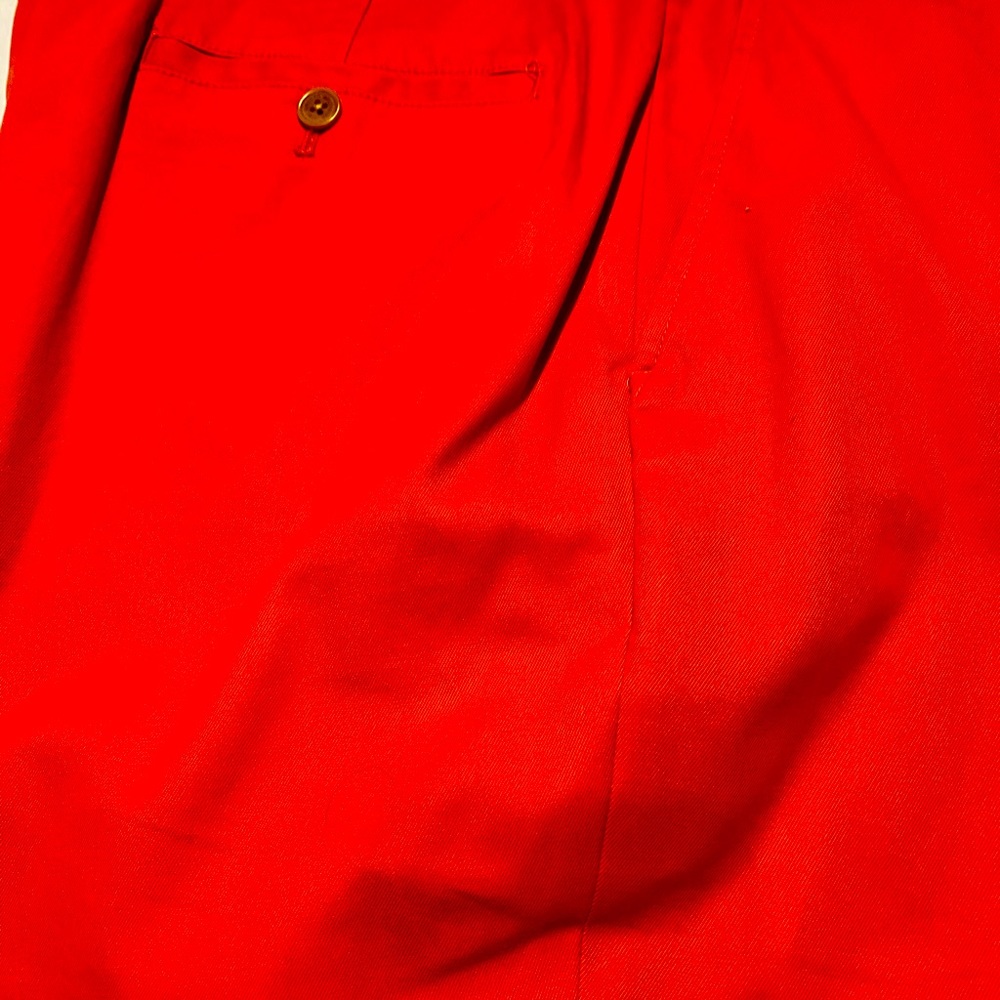 Men’s chino pants